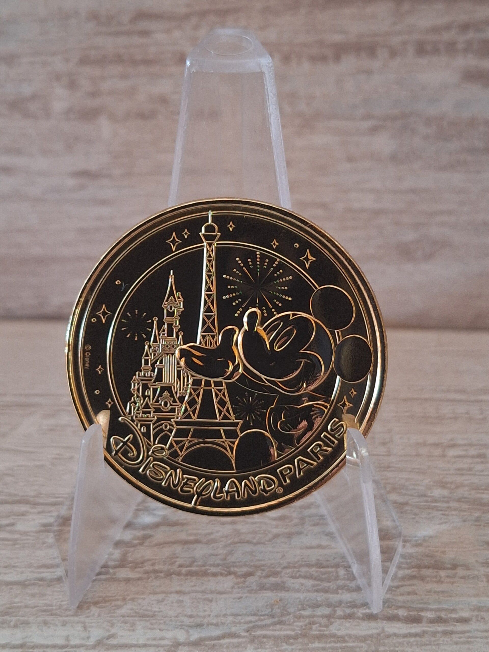MONNAIE DE PARIS DISNEYLAND " MICKEY TOUR EIFFEL ET CHATEAU 2024 "