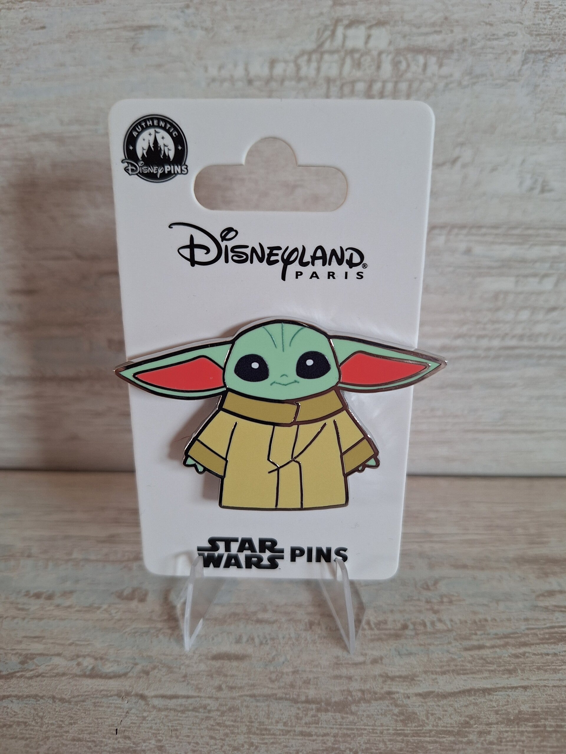 PIN'S " GROGU " BEBE YODA