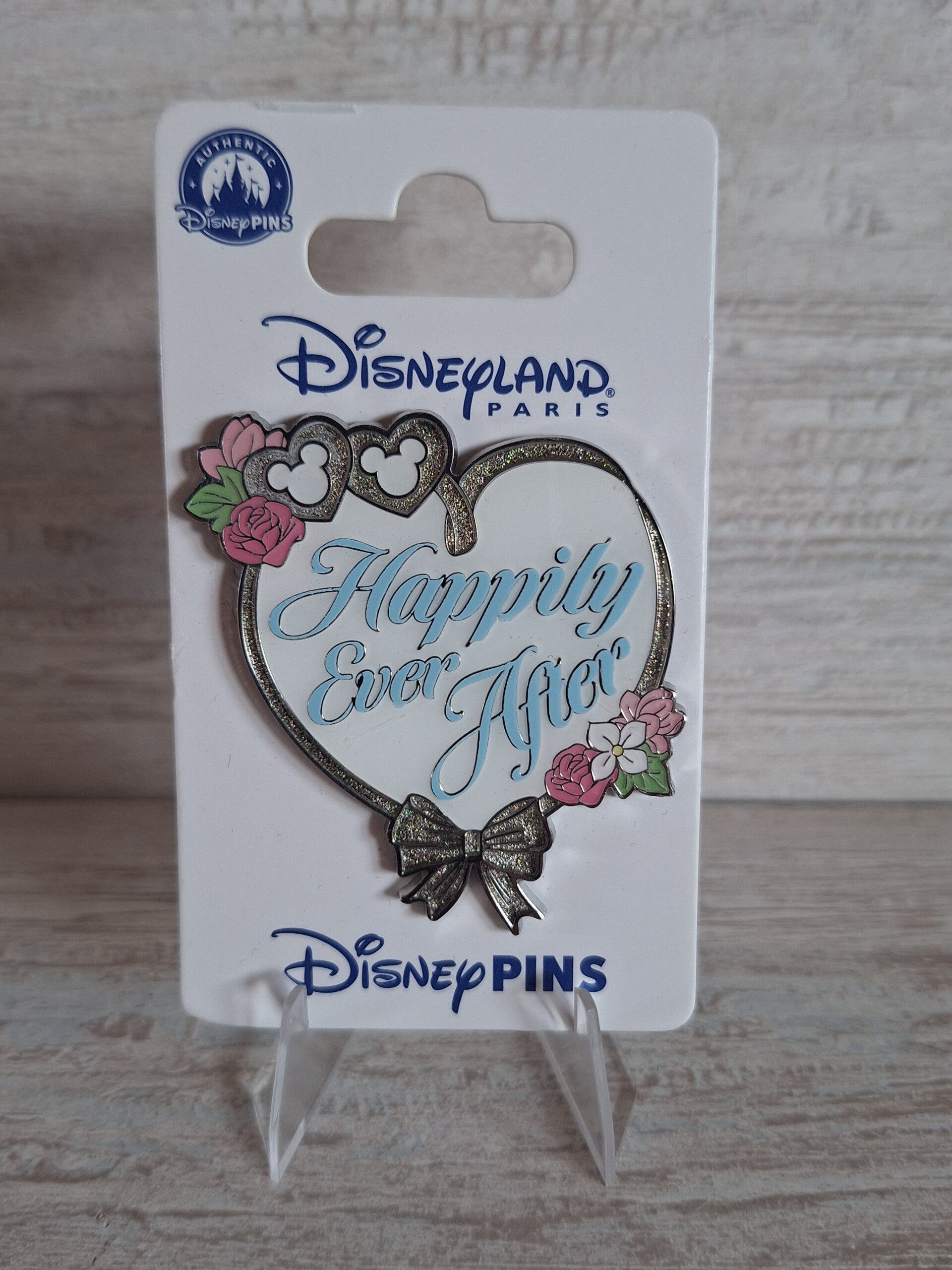 PIN'S DISNEYLAND PARIS " HAPPILY EVER AFTER "