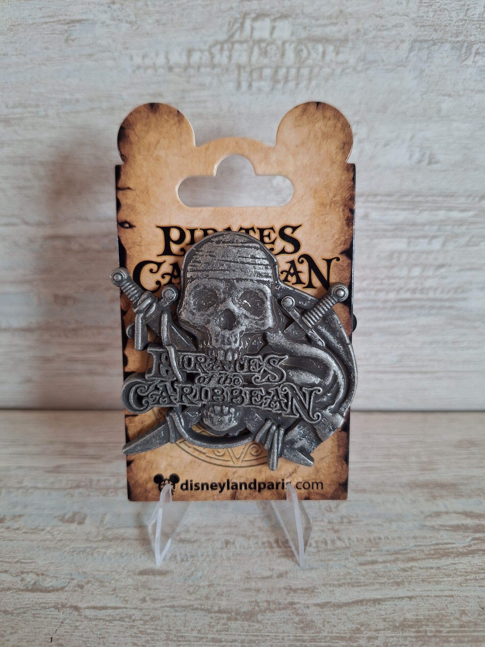 PIN'S  " PIRATES DES CARAIBES "