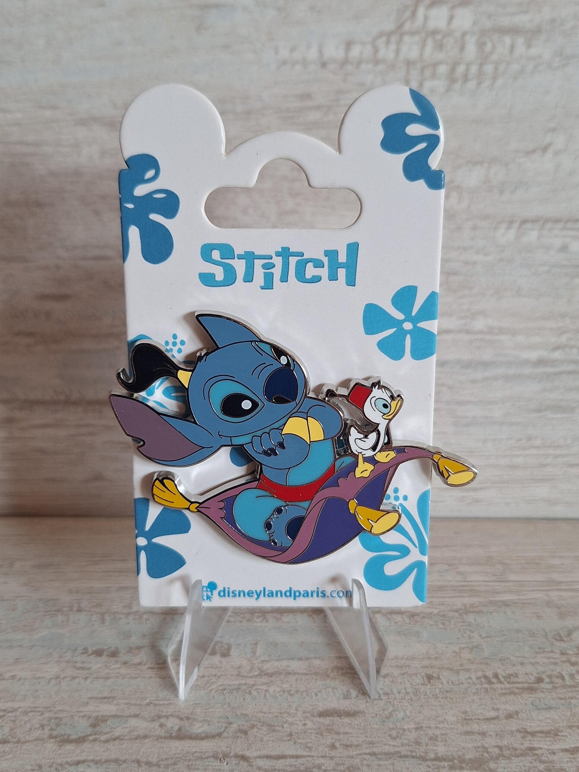 PIN'S DISNEYLAND PARIS " STIITCH ALADIN "
