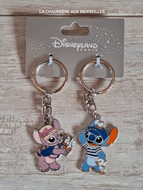 PORTE CLE " STITCH ET ANGEL PARISIEN "