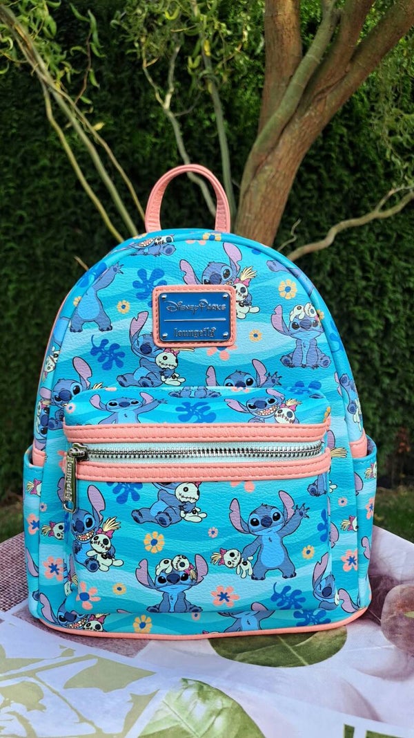 Sac à dos LOUNGEFLY - "STITCH ET SCRUMP"
