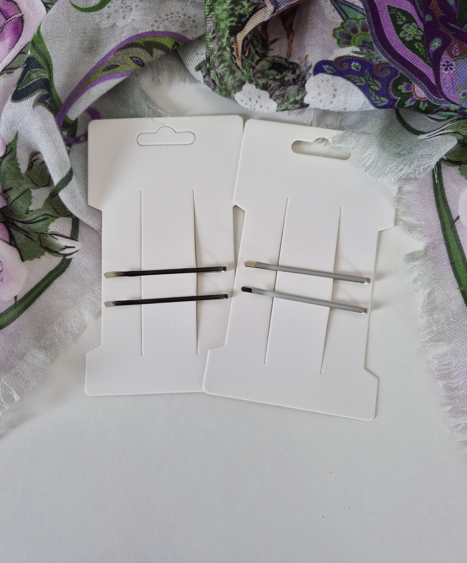Simply Black or White Hair Pins