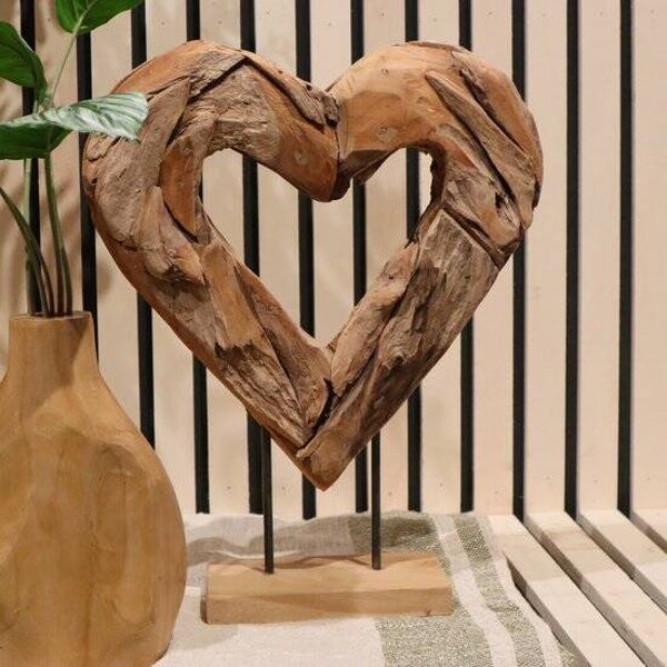 Teak houten Hart op standaard - 48cm x 42 cm x 12cm