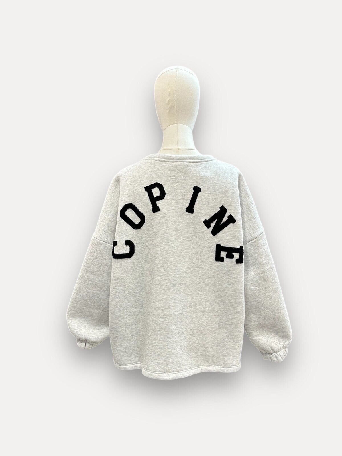 Oversized Sweatshirt “cpine ” – Geborduurd Statement op de Rug | B-home Maldegem