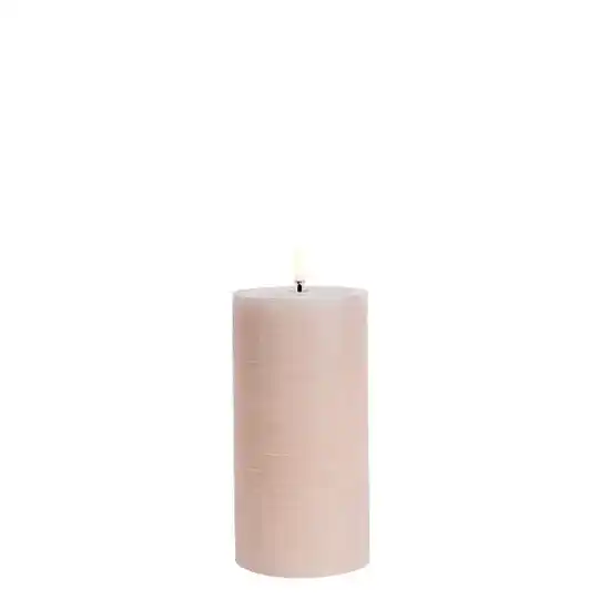 Uyuni Led Kaars BEIGE -  3D VLAM - LED BEIGE Pillar Candle -Ø 7,8 cm x Hoogte 15 cm