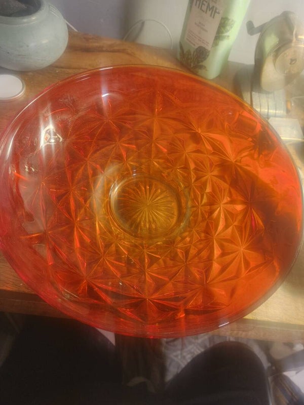 Vintage Indiana glass diamond orange star burst