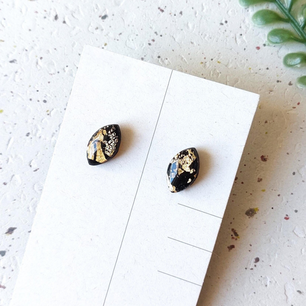Black & gold eye (studs)