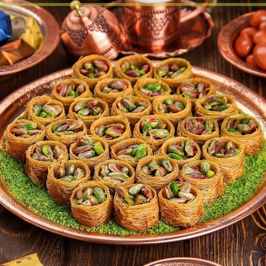 Süßigkeiten⭐️ تاج الملك فستق