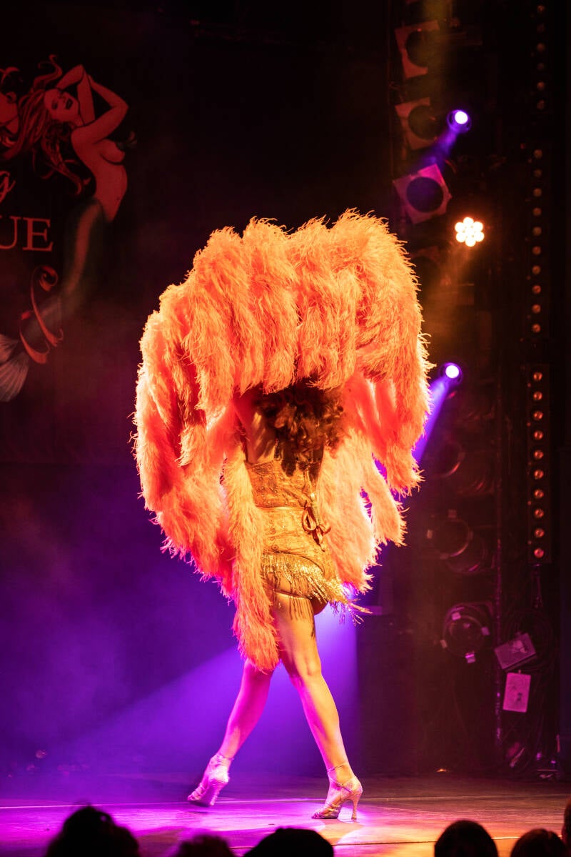 randyrocket-hamburgburlesquefestival2023larubinia05.jpg