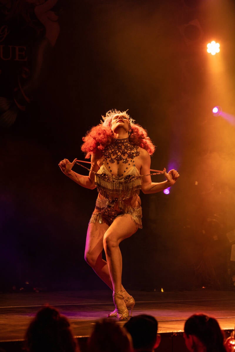 randyrocket-hamburgburlesquefestival2023larubinia19.jpg