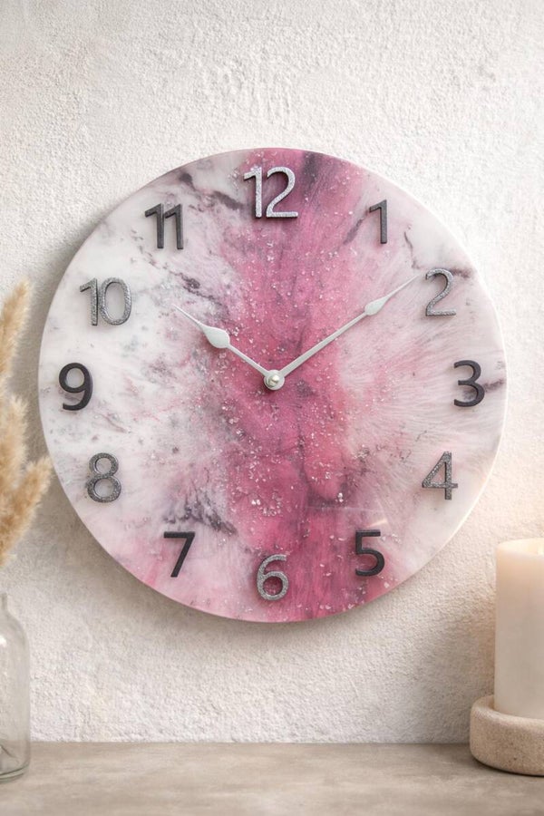 ✨ Horloge Murale en Résine – Élégance Rosée ✨
