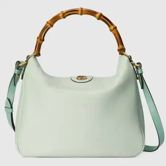 Gucci Diana medium shoulder bag