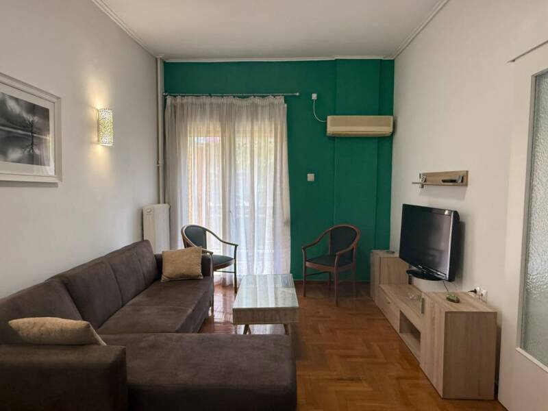 10_apartment-athen-akropolis-balcony-standard.jpg