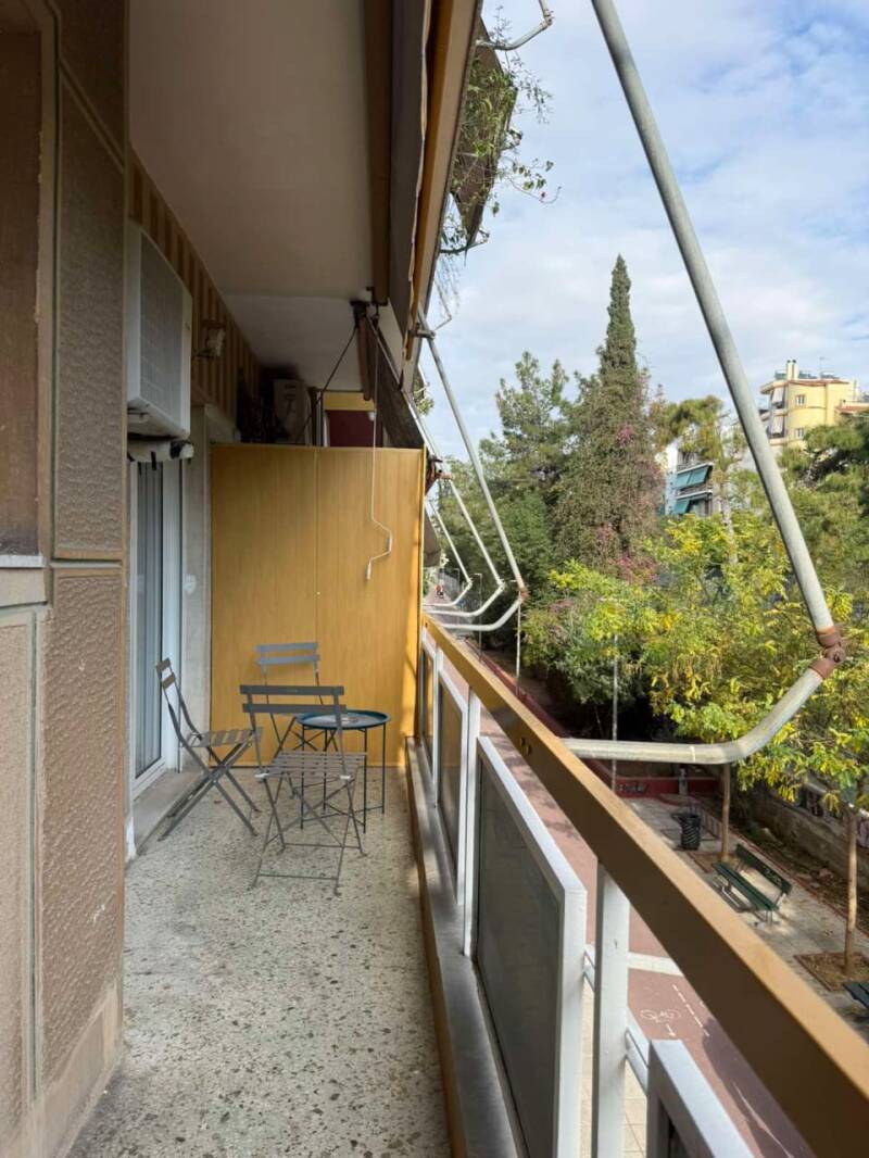 22_rental-apartment-athen-akropolis-balcony-standard.jpg