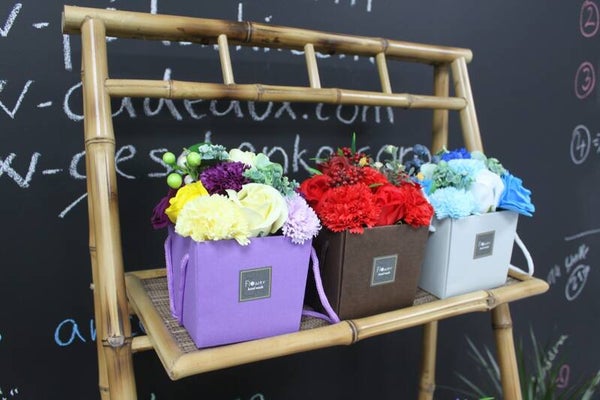 Zeep bloemen in draagtasje