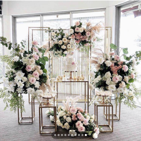 Flower garland soft pink