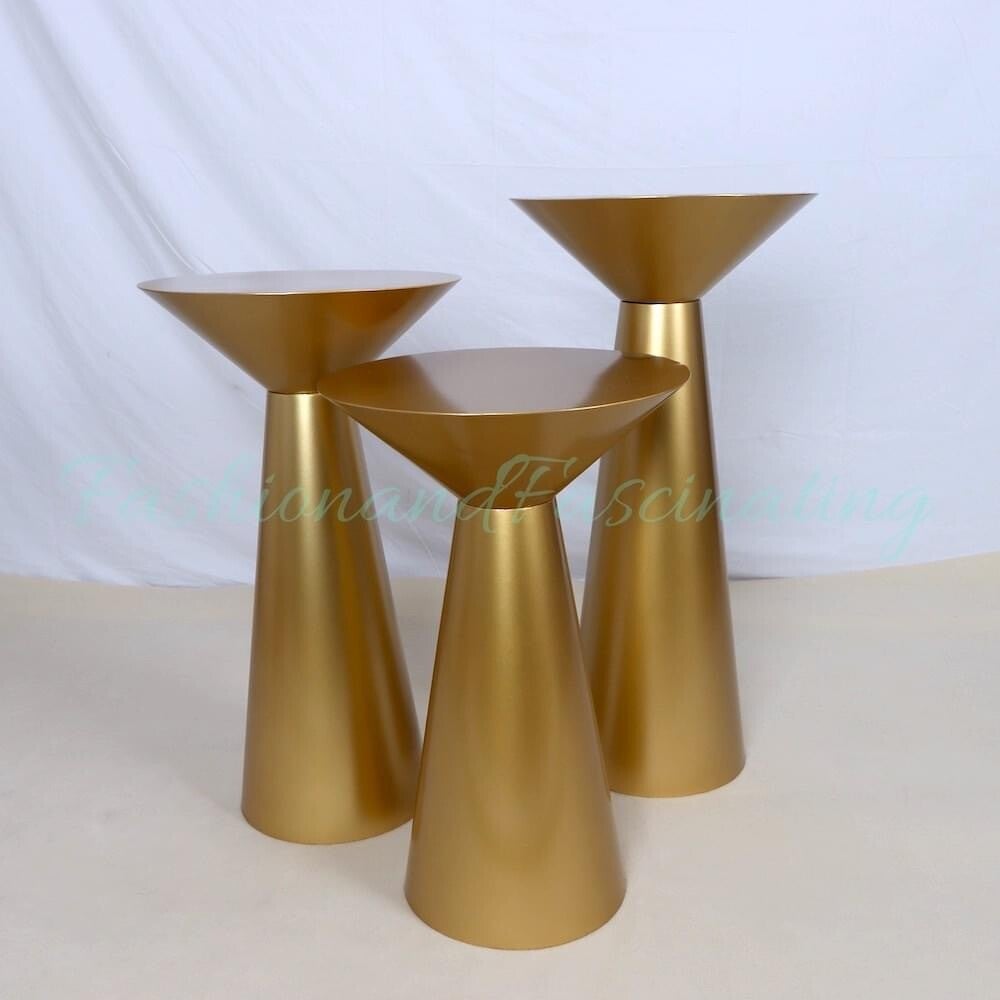 Cake Pedestal Gold