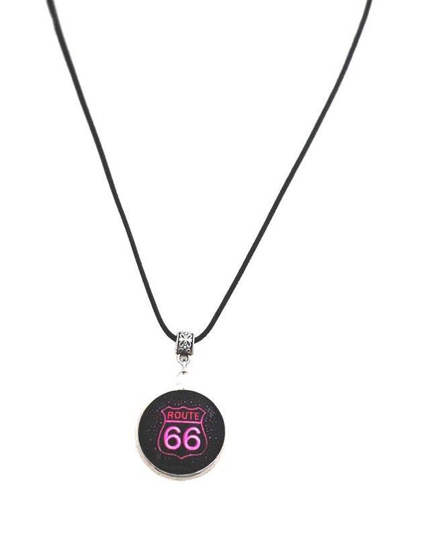 collier pendentif "route 66"