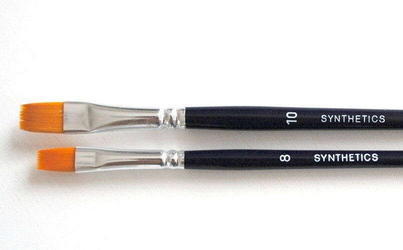 2 pinceaux plats N°8 et N°10
