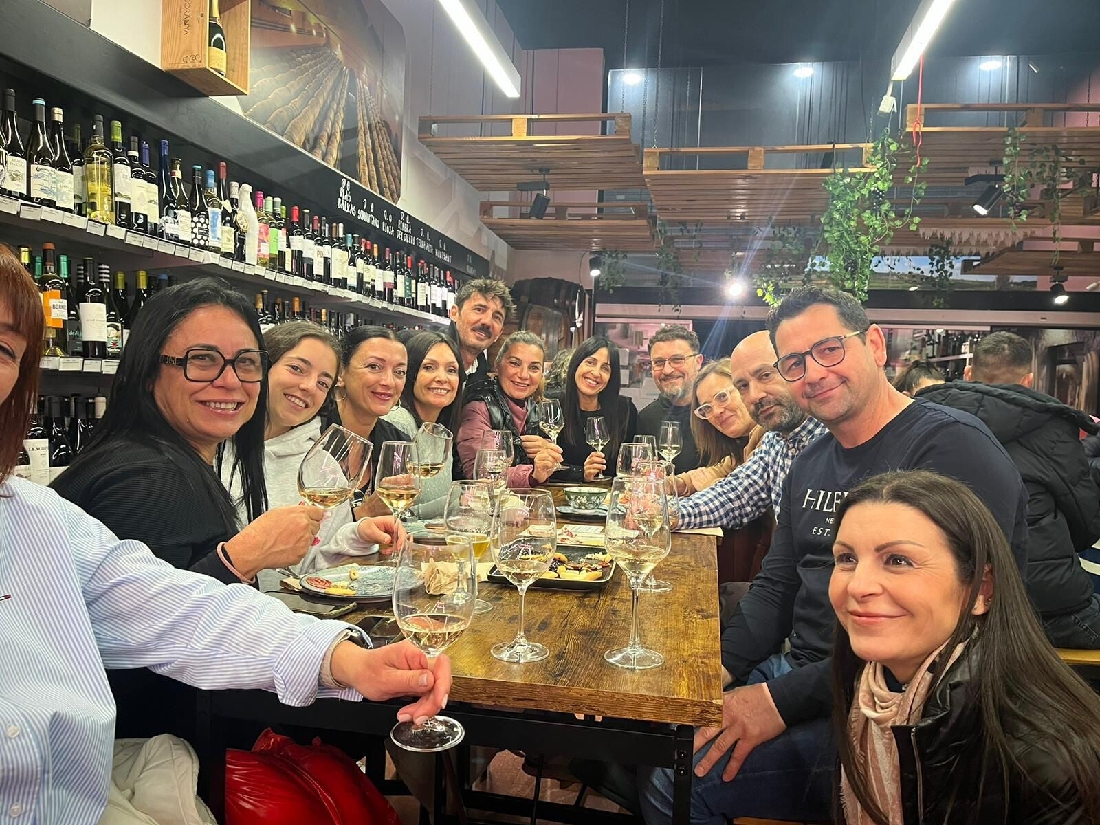 CATA A DOMICILIO PARA GRUPOS DE 12 PERSONAS