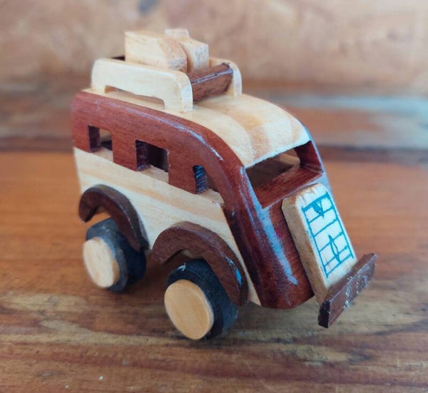 Petite camion en bois