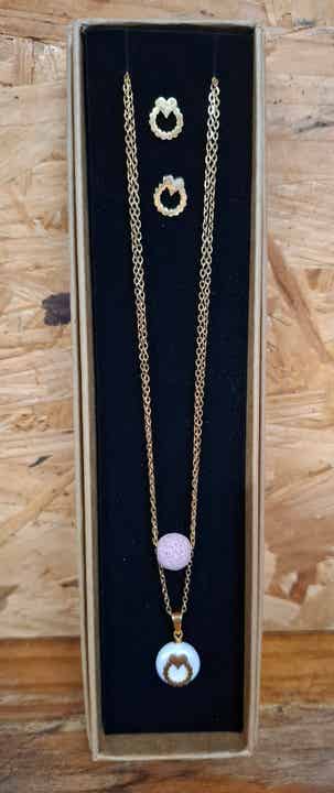 Parure pierre de lave rose