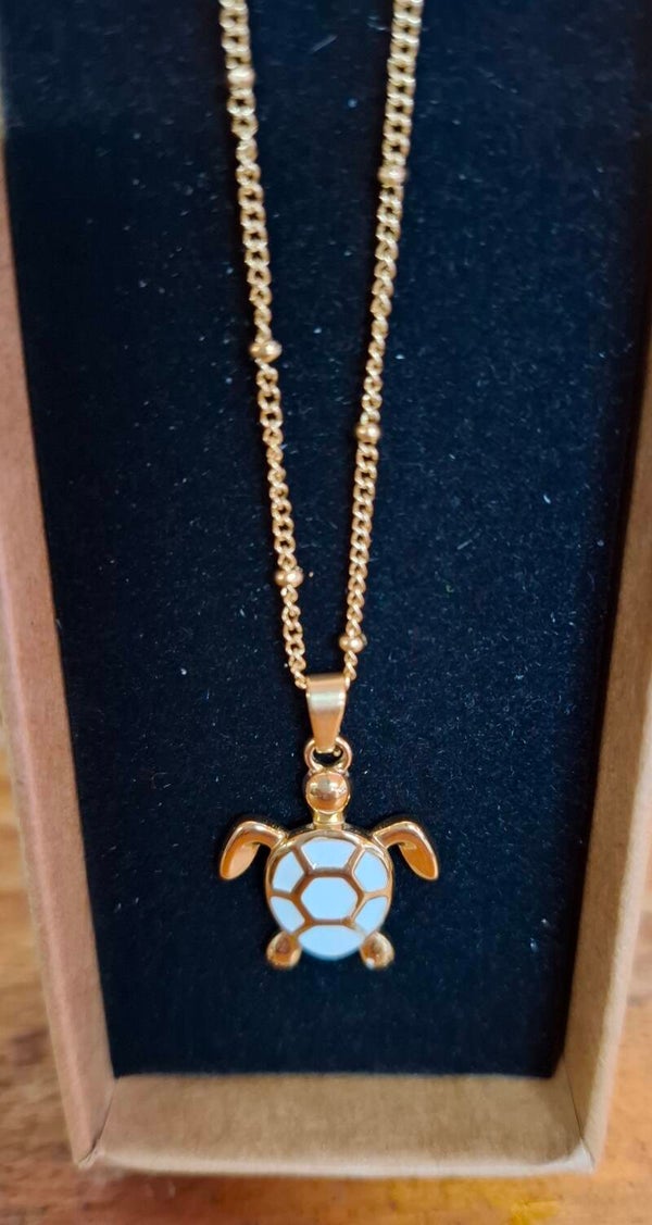 Chaine pendentif tortue