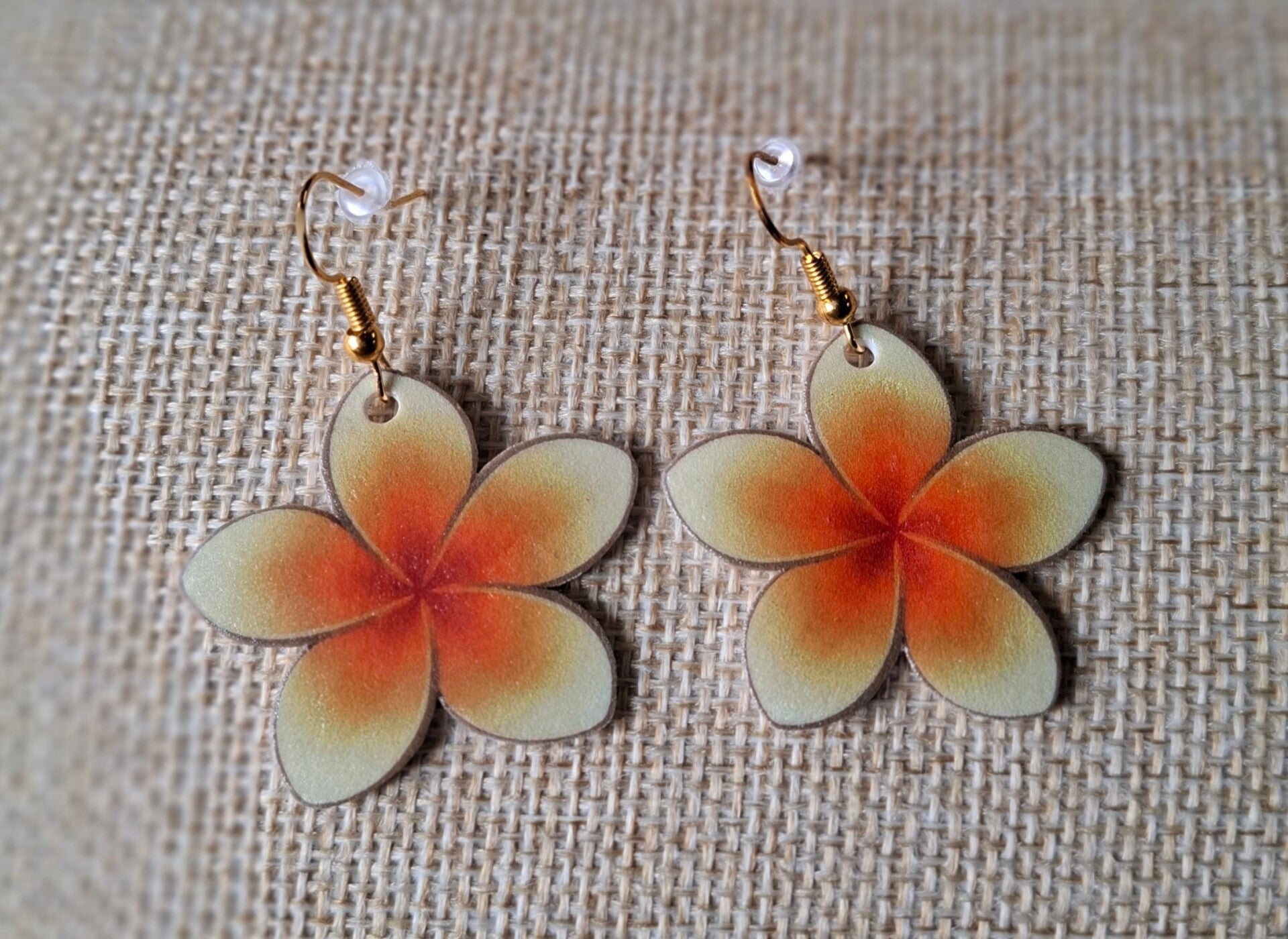 Boucle d'oreille - frangipanier