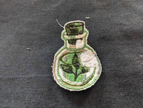 Écusson brodé - Fiole verte