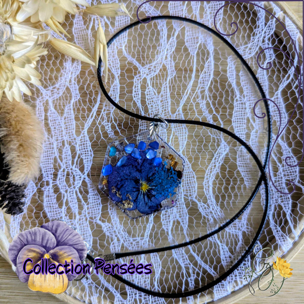 Collier en résine – Collection Pensées (6 modèles différents)