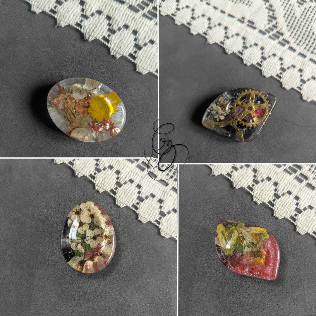 🌸 Worry Stone en Résine - 📖 Décorée fleurs séchées, journal, engrenages & co. ⚙️