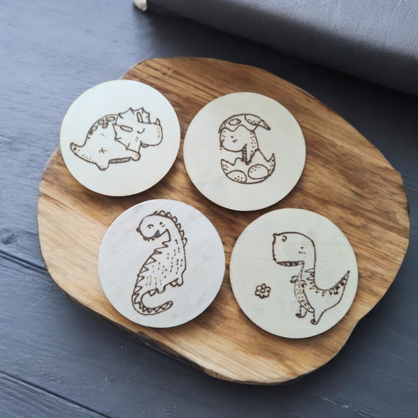 Dessous de verre pyrogravés : Dinosaures
