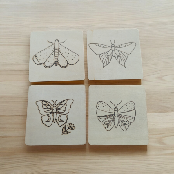 Dessous de verre pyrogravés : Papillons