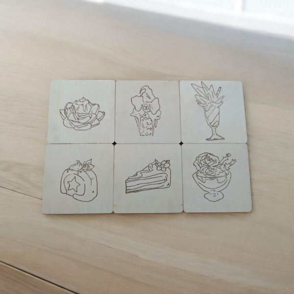 Dessous de verre pyrogravés : Desserts fleuris