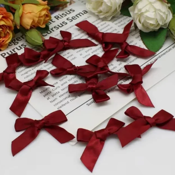 Donkerrode Satijnen Strikjes | 30 stuks