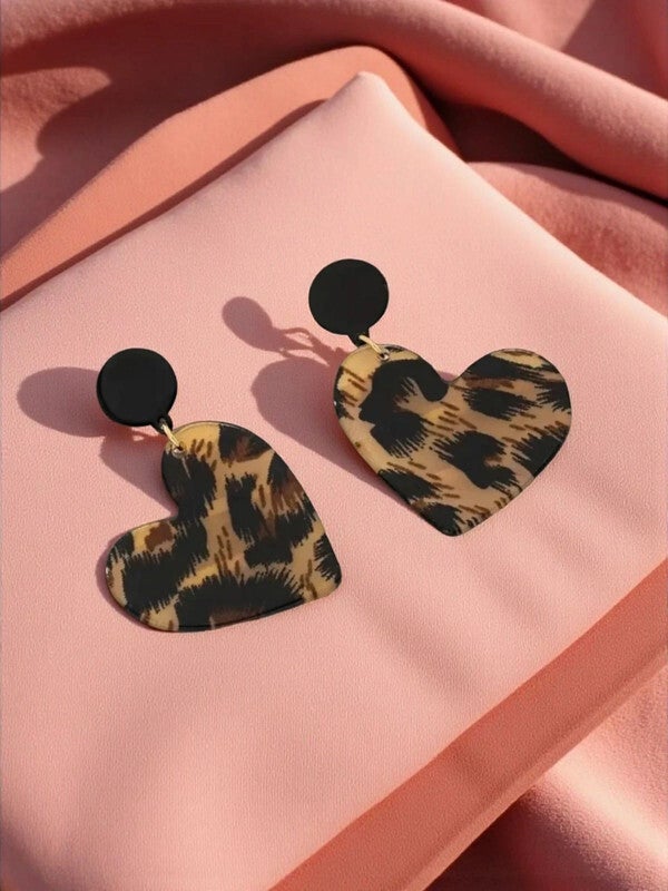 Boucles d’oreilles cœurs léopard pendantes 🖤✨