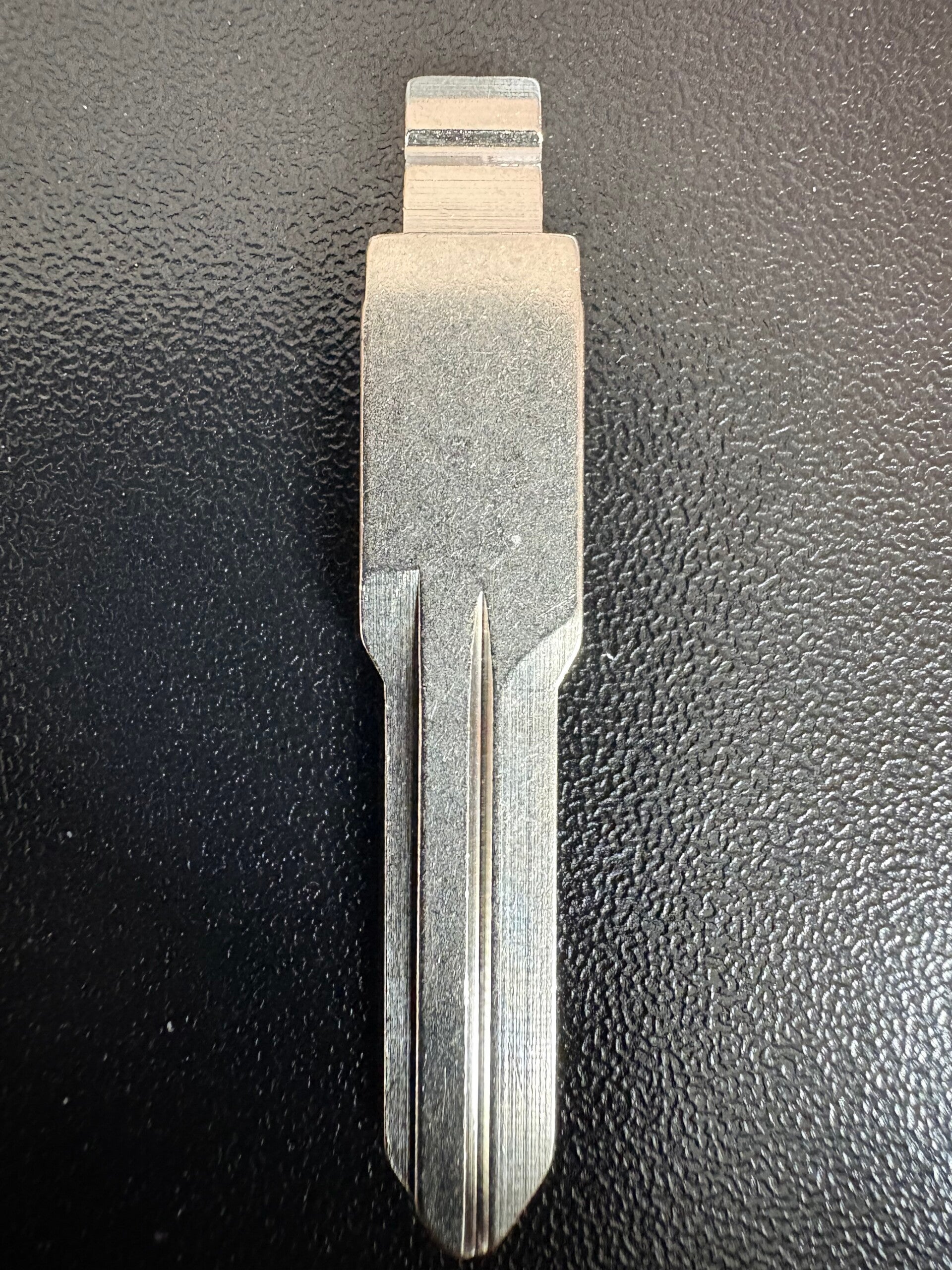 LAME DACIA HU136 DE KEYDIY/XHORSE Y54
