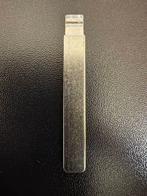 LAME pour télécommande Keydiy/Xhorse TOY51/VA8 N°123