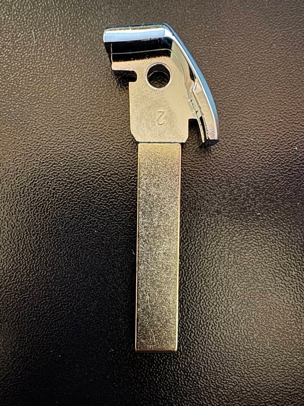 Lame de clé intelligente Peugeot Citroën 2013-2018 HU83 avec rainure