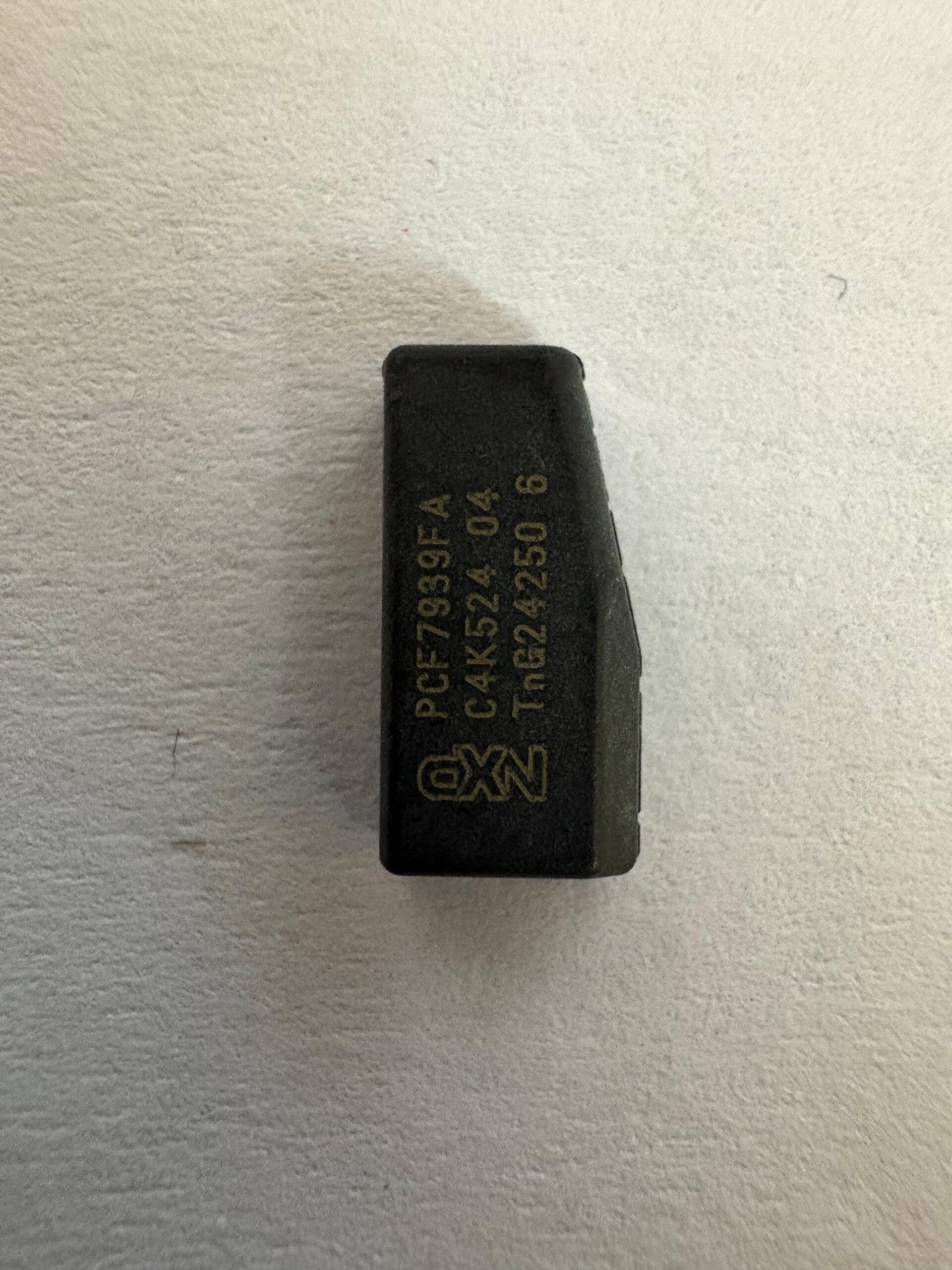 Puce de transpondeur d'origine PCF7939FA 128 bits HITAG Pro pour Ford