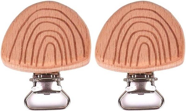 Attache tétine arc en ciel en bois