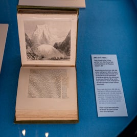 Voorbij de Gletsjer - foto: Frank Doho