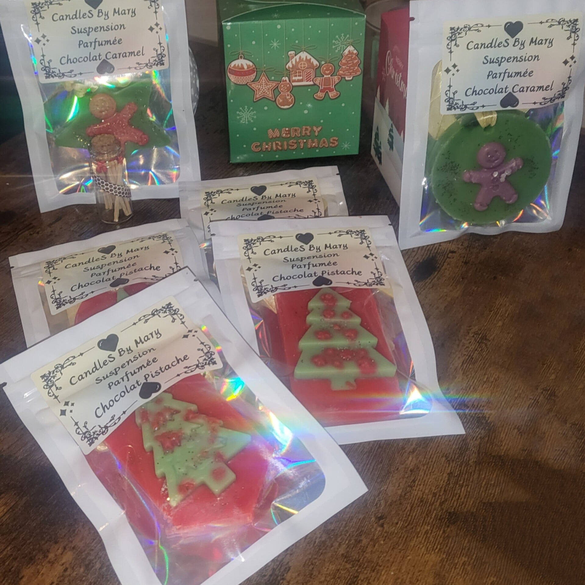 🎄 Suspensions Parfumées – Édition de Noël