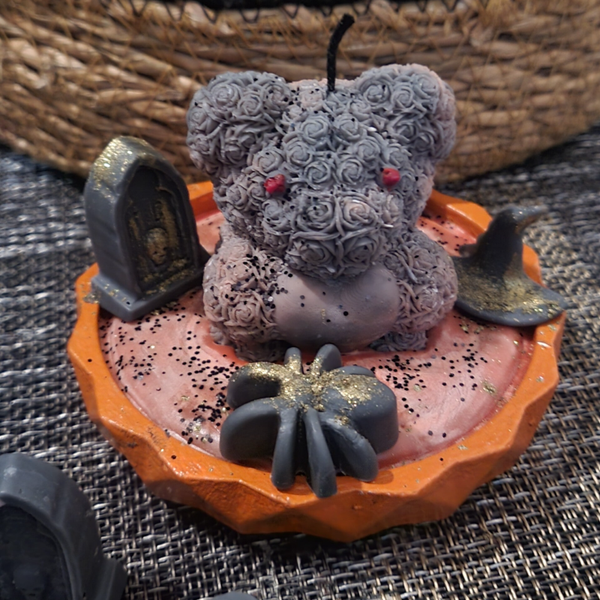 🩸 Bougie d’Halloween – Bloody Teddy 🎃🐻