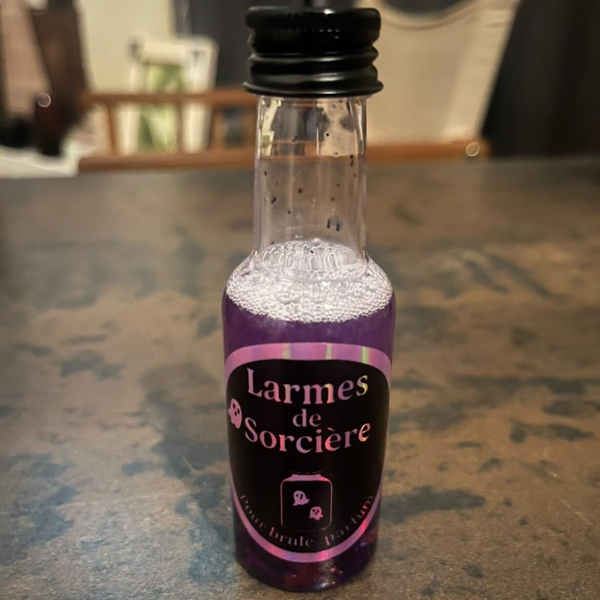 🟣 Larmes de Sorcière – Huile parfumée pour brûle-parfum