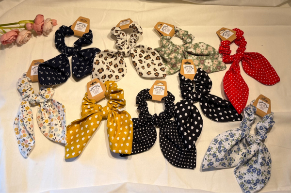 Scrunchie mit Schleife