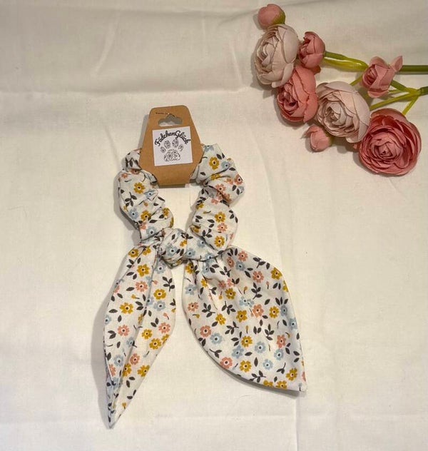 Scrunchie mit Schleife - Blütenzauber