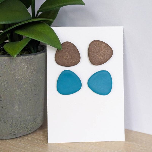 oorstekers brons en turkoois (2 paar)